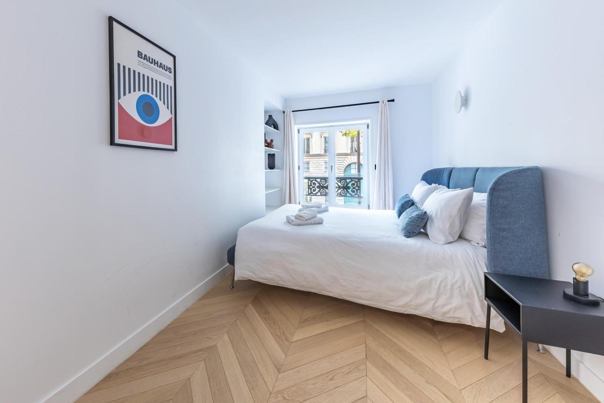 Brand New 3 Bedrooms Facing Madeleine/st Honore Appartement *